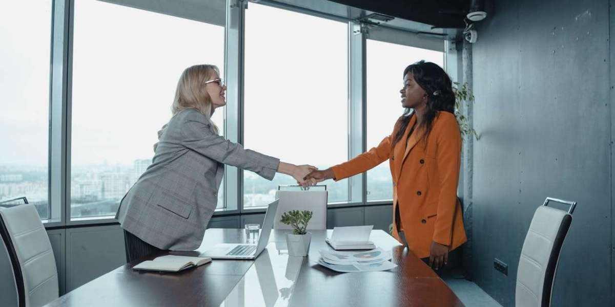 From Desk to Dinner: Transform Your Look with Elegant Co-Ord Sets from Jaey Shop