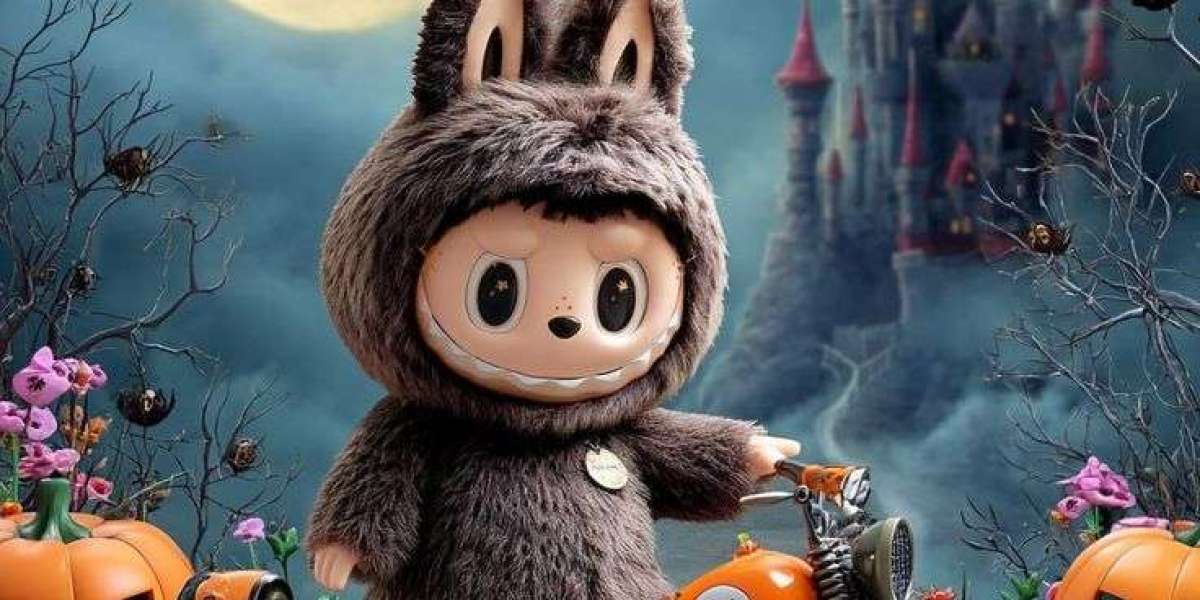 Labubu Canada – Layer Your Style with Minimalist Comfort and Versatility