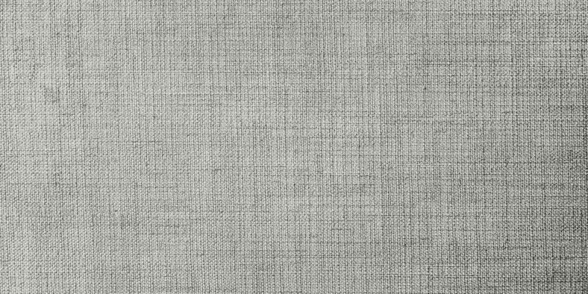 How Designers Use Linen Fabric to Create Relaxed Silhouettes