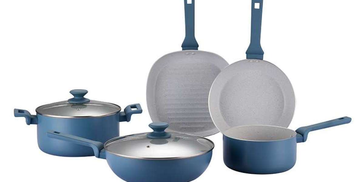 Nonstick Cookware for Low Oil Meals