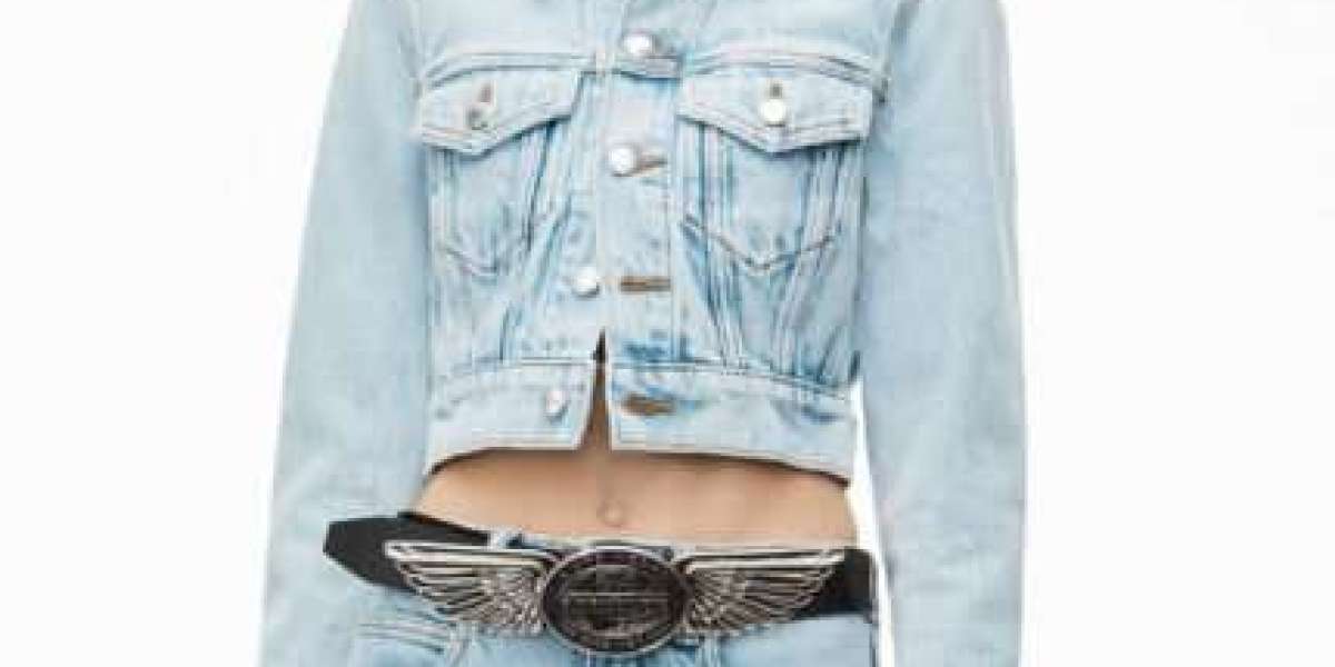 Alexander Wang Shorts, Ice Cream Shorts & EE Shorts – Best Luxury Streetwear Trends