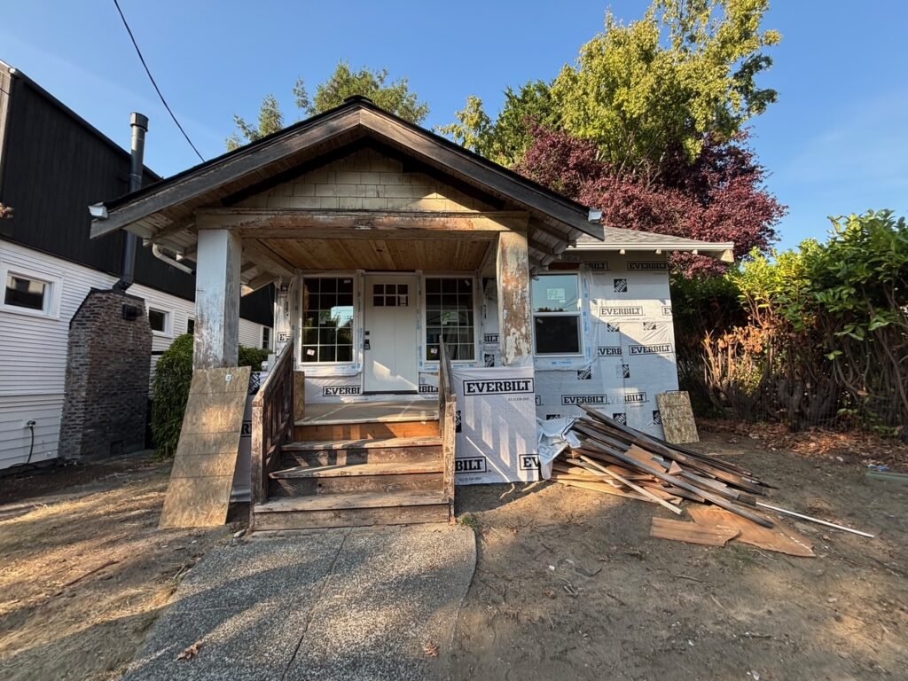 Siding Contractor Tacoma, WA - CASA BONITA LLC