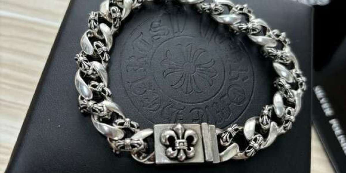 Why Chrome Hearts Jewelry Remains a Favorite Among Style Icons