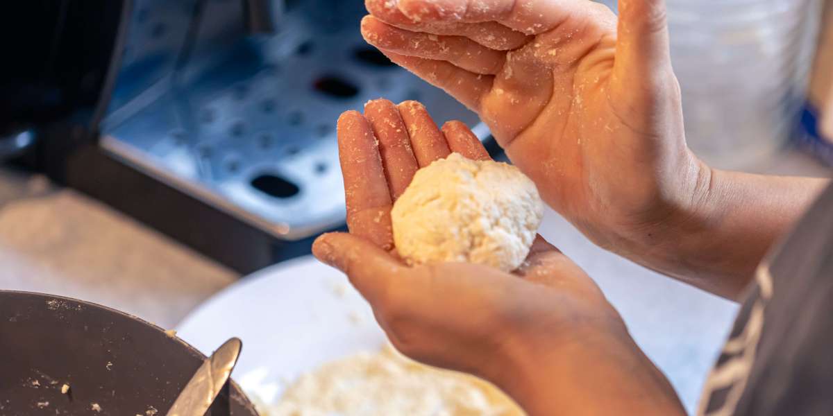 How Simmply Foods Makes Delicious and Healthy Food Easy for Every Home