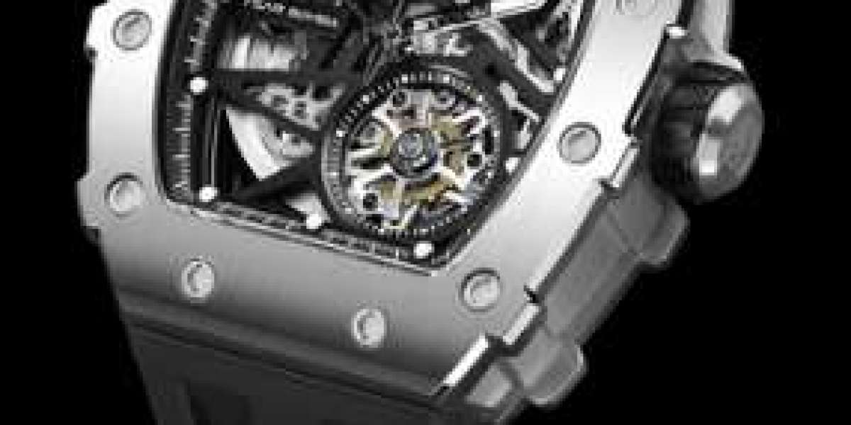 TSARBOMBA — Break Free From the Catalogue and Customize Your Luxury Watch Across 72,670 Unique Possibilities